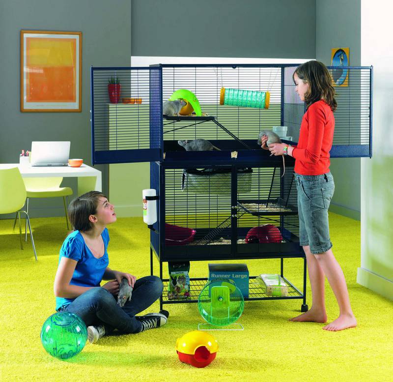 SUPER DE LUXE CAGE FOR SMALL ANIMALS  95 X 67 X 159 CM