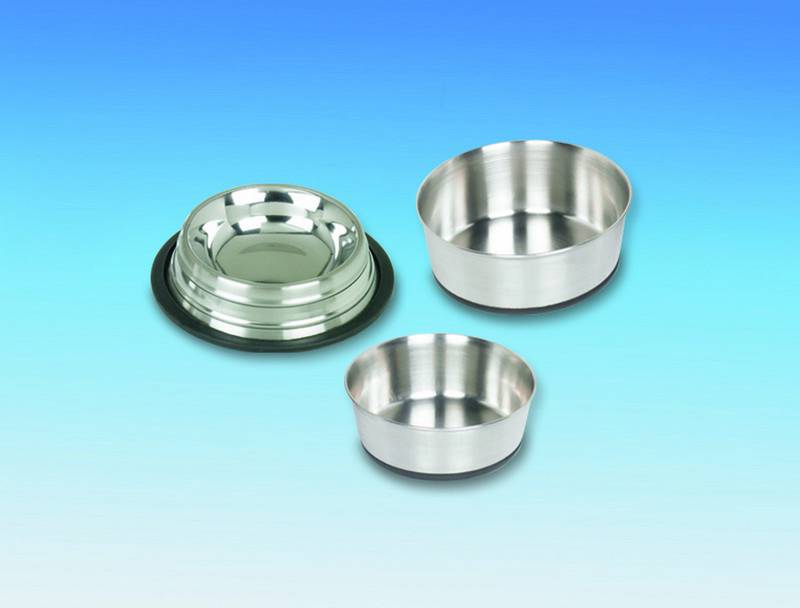 STAINLESS STEEL BOWL STRIPE FLAT, ANTI SLIP, ? 15,5 CM 0,25